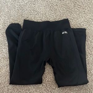 Pulse Seamless Leggings - Jet Black